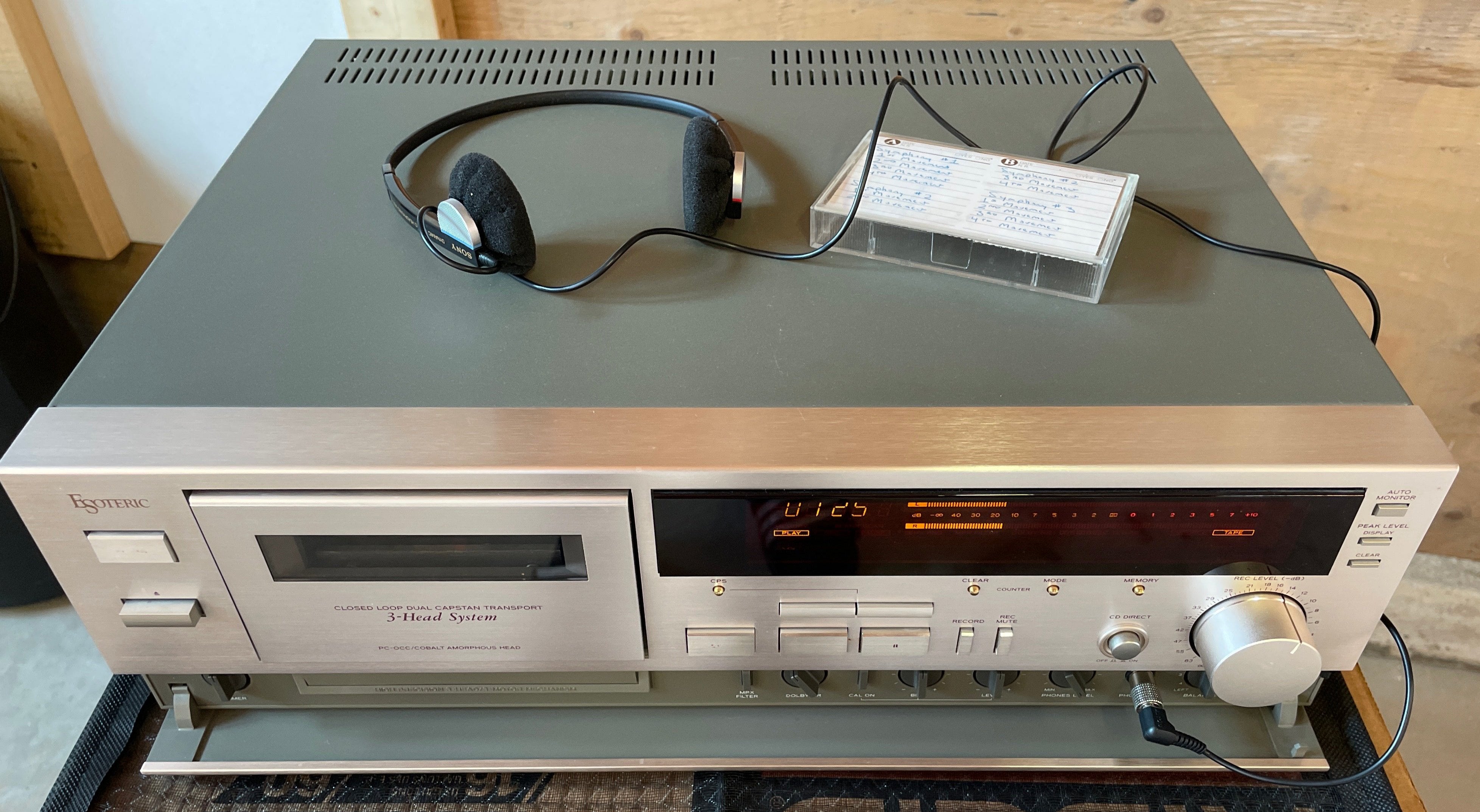 Teac V-9000 Cassette Deck